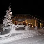 Отель Visnes