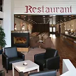 Visnes Hotel 4*