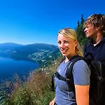 Visnes 4* Стрюн