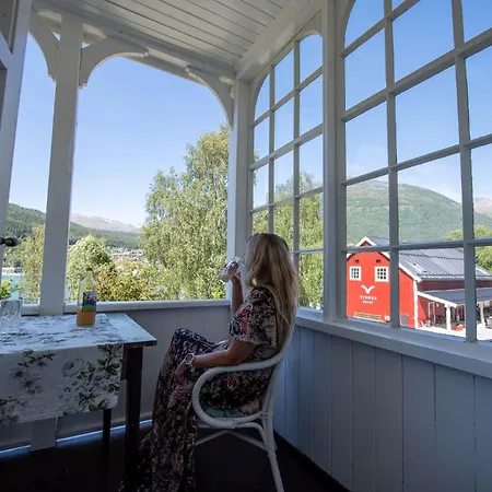 Visnes Hotel