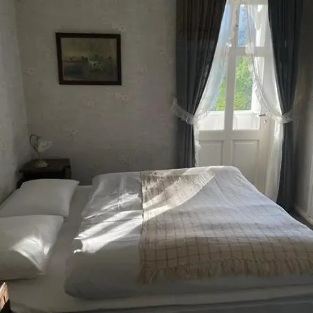 Visnes Hotel 4*