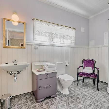 فيسنيس 4* سترين