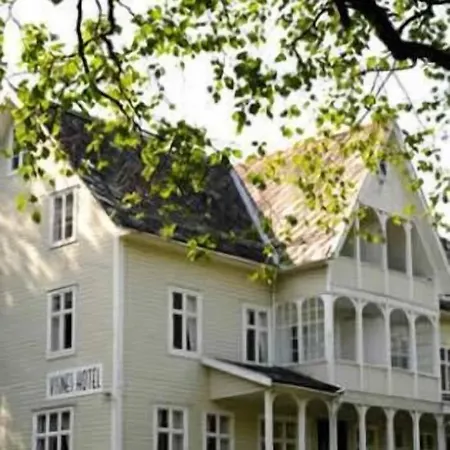 Visnes Otel 4*