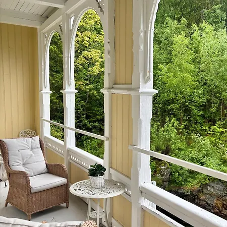 Visnes Otel Stryn