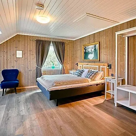 Visnes Otel 4*