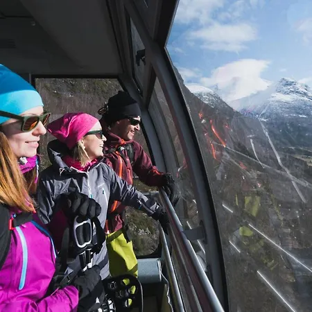 فيسنيس فندق